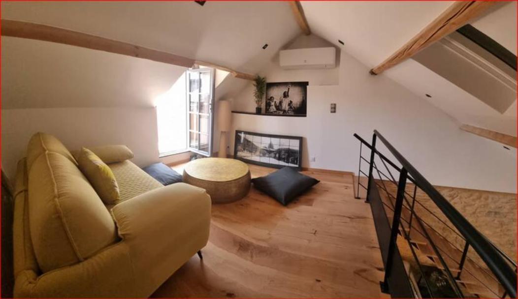 Appartement Avec Terrasse & Parking Sarlat Centre Luaran gambar